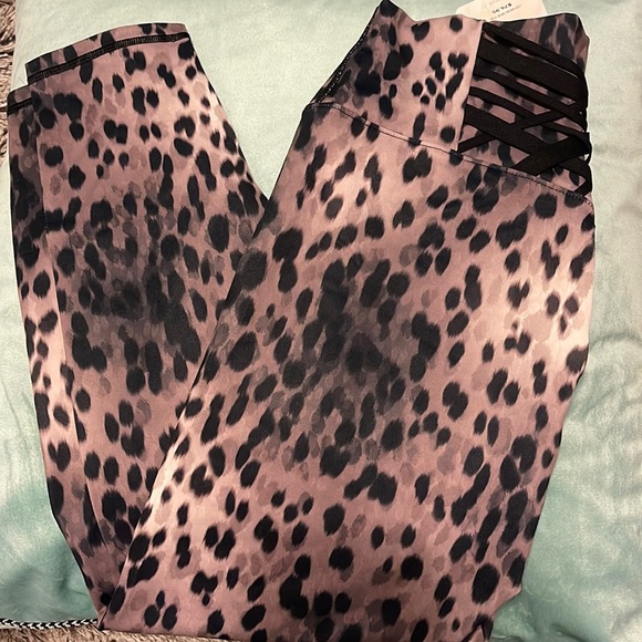 Fabletics PowerHold leggings NWT - Picture 5 of 7